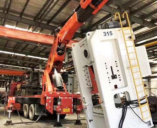 栾川提升工作效率，选择优质折臂吊租赁服务