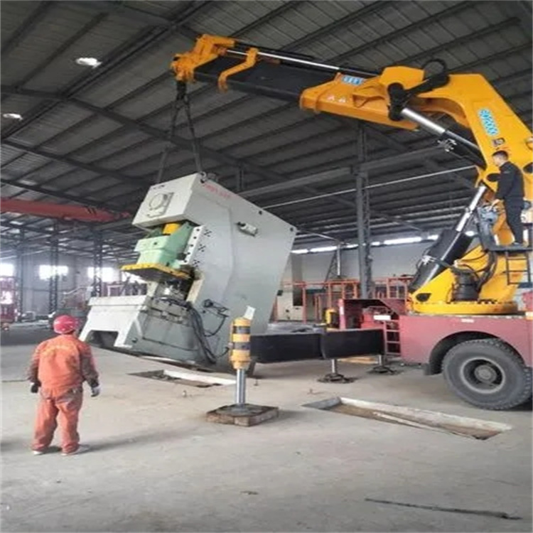 栾川80吨折臂吊车出租附近电话