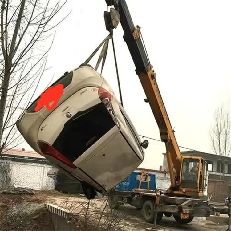 栾川随时待命，吊车24小时道路救援服务全解析