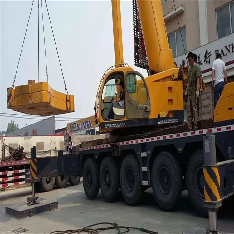 栾川当地吊车出租|机器吊装|75吨|工厂搬迁服务